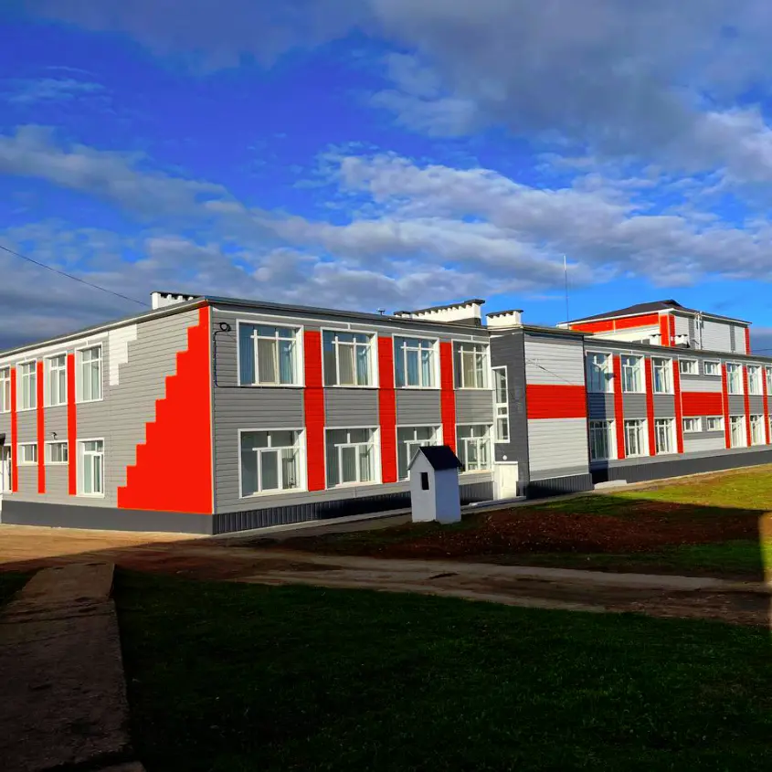 Фото 8 фасад МБОУ СОШ из металлосайдинга Евро-Брус под брус